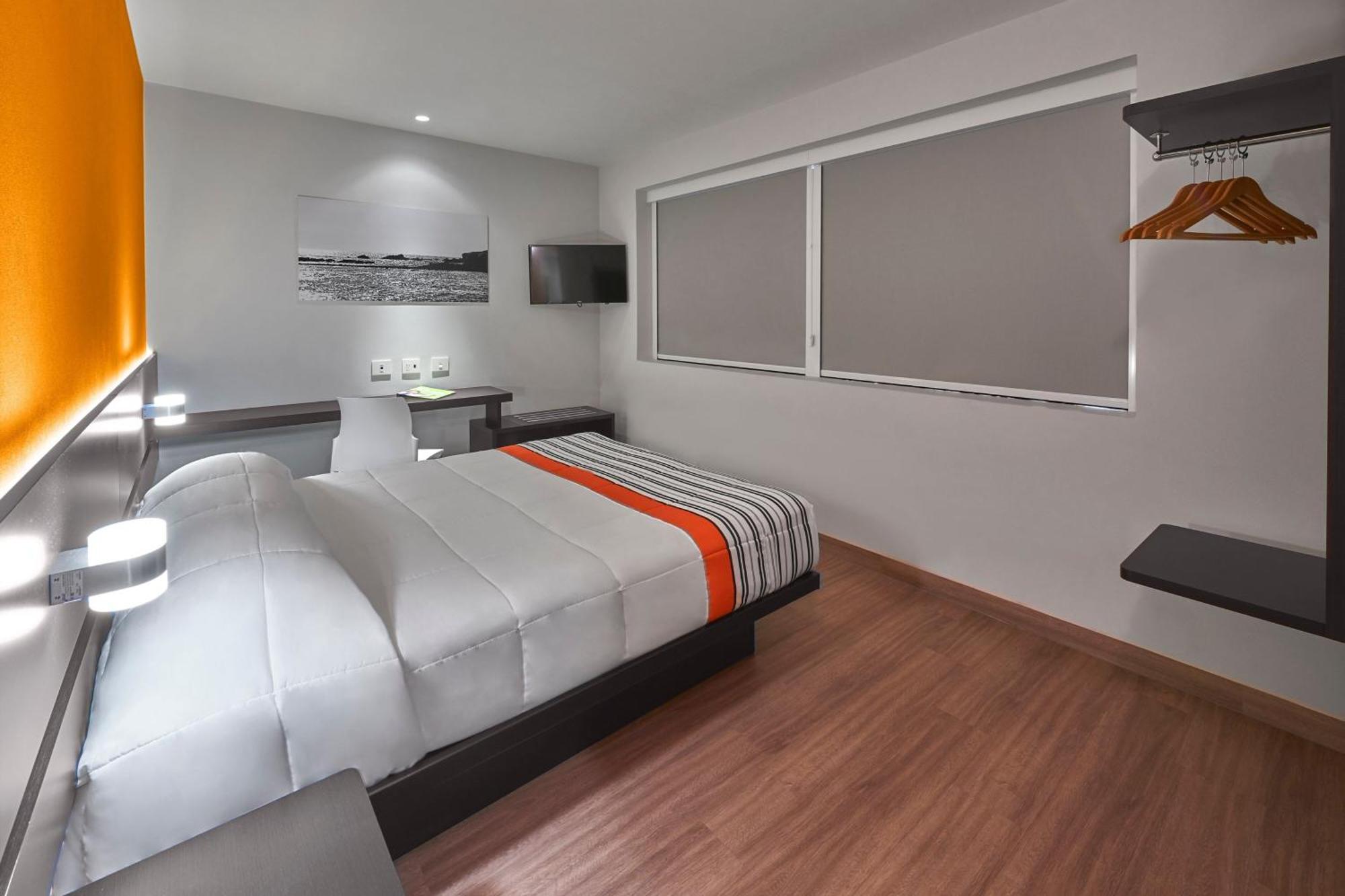 City Express Junior By Marriott Ciudad De Mexico Sullivan Exteriör bild