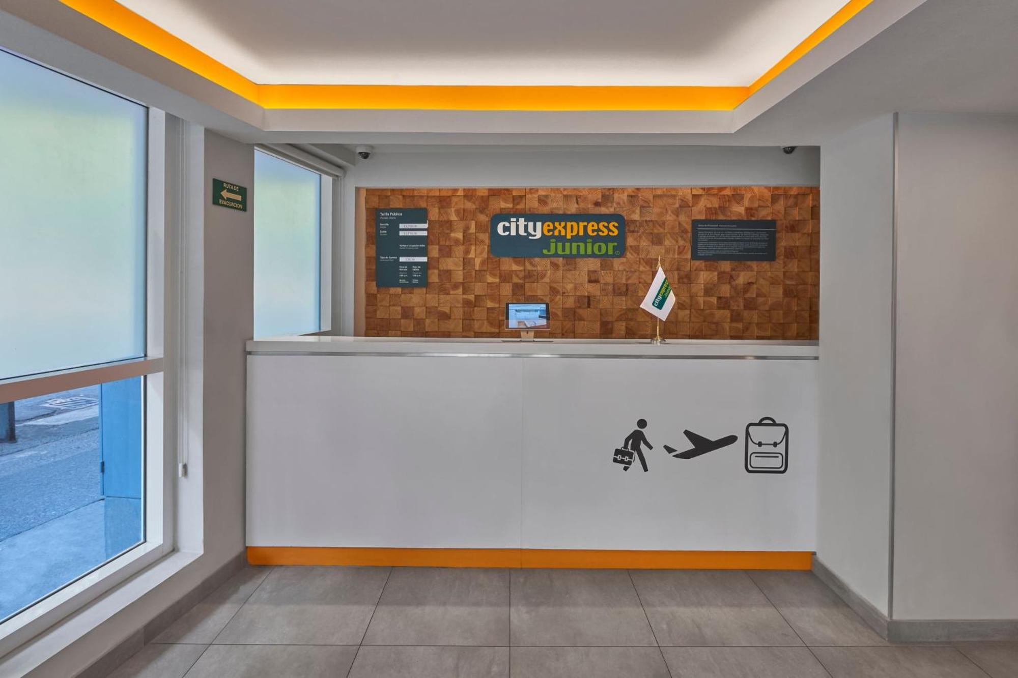 City Express Junior By Marriott Ciudad De Mexico Sullivan Exteriör bild